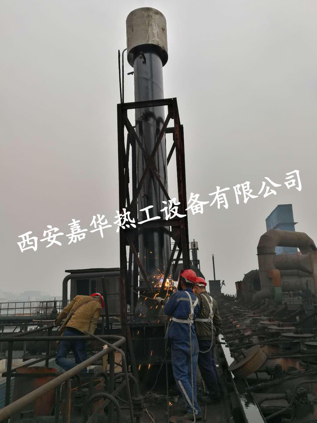 焦炉煤气放散点火装配现场